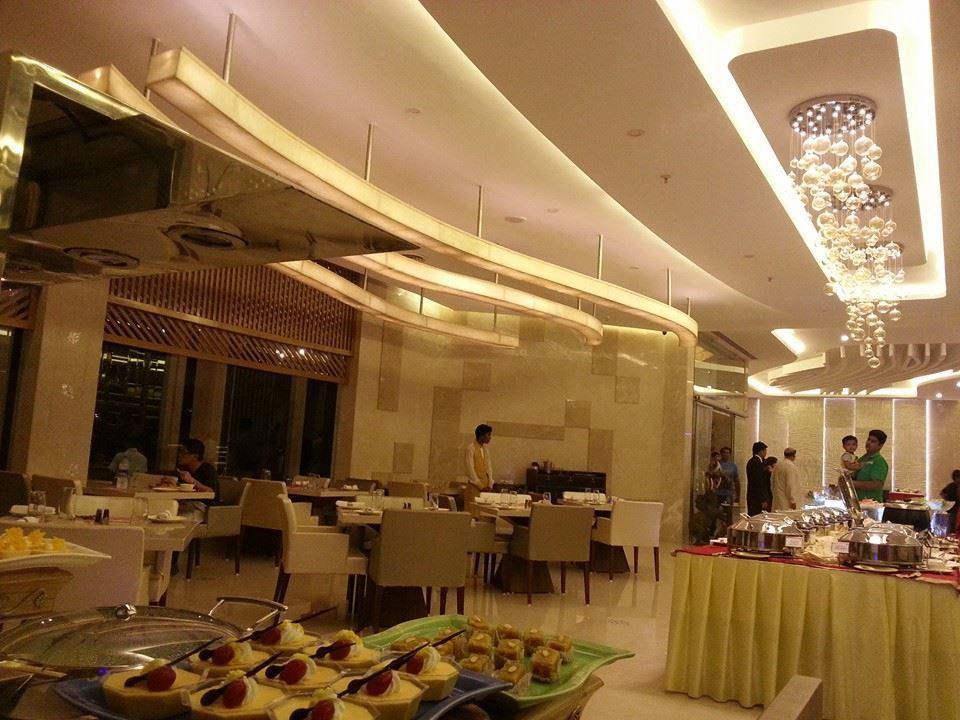 Hotel Babylon International Rāipur Esterno foto