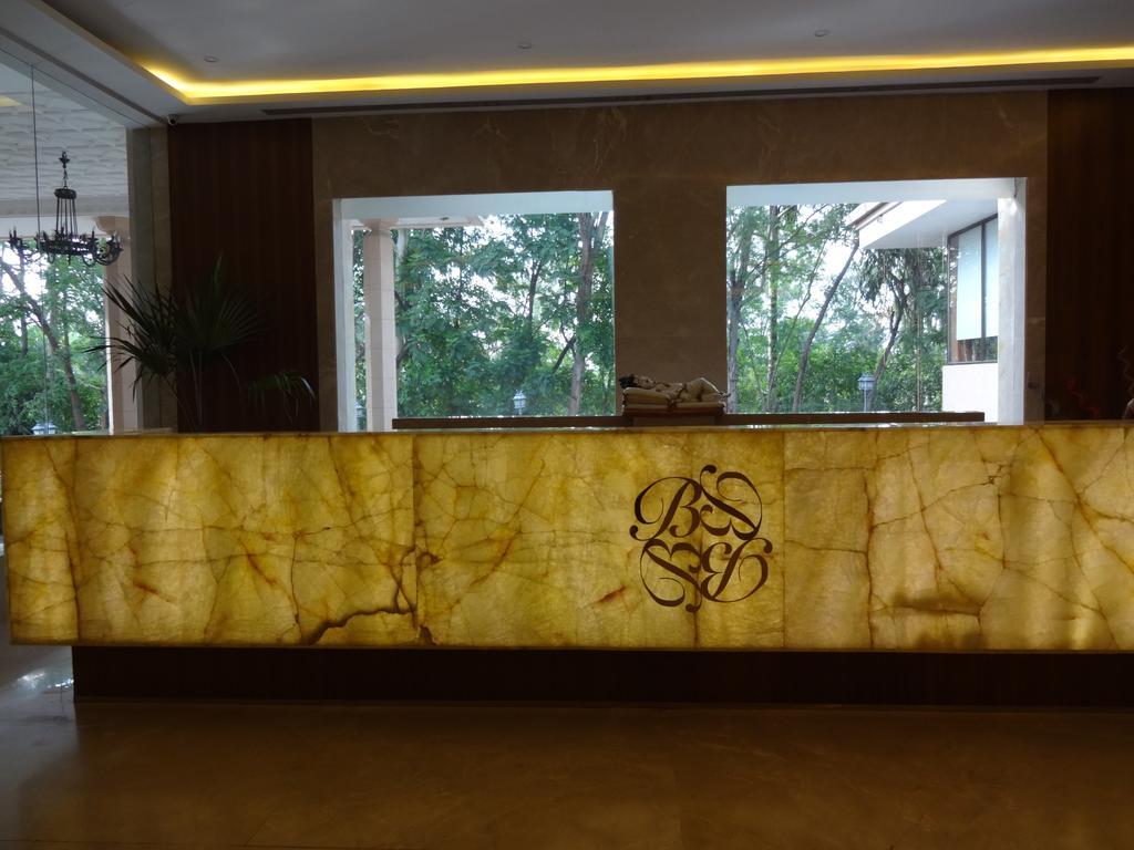 Hotel Babylon International Rāipur Esterno foto