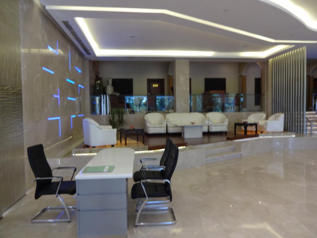 Hotel Babylon International Rāipur Esterno foto