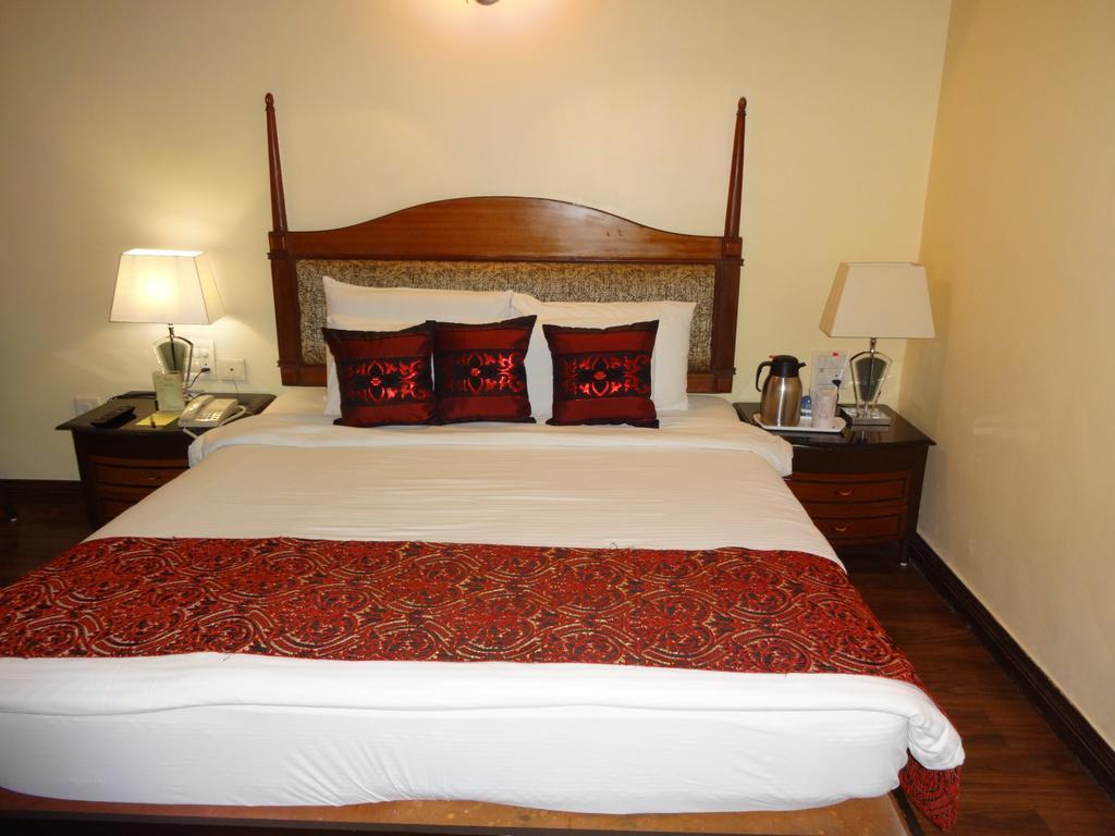 Hotel Babylon International Rāipur Camera foto