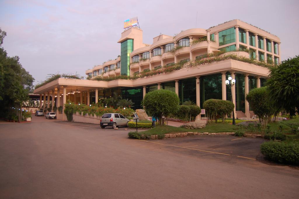 Hotel Babylon International Rāipur Esterno foto