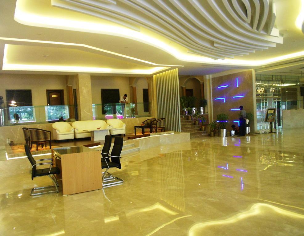 Hotel Babylon International Rāipur Esterno foto