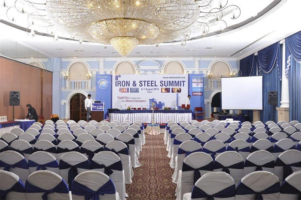 Hotel Babylon International Rāipur Esterno foto