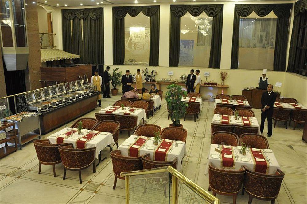 Hotel Babylon International Rāipur Esterno foto