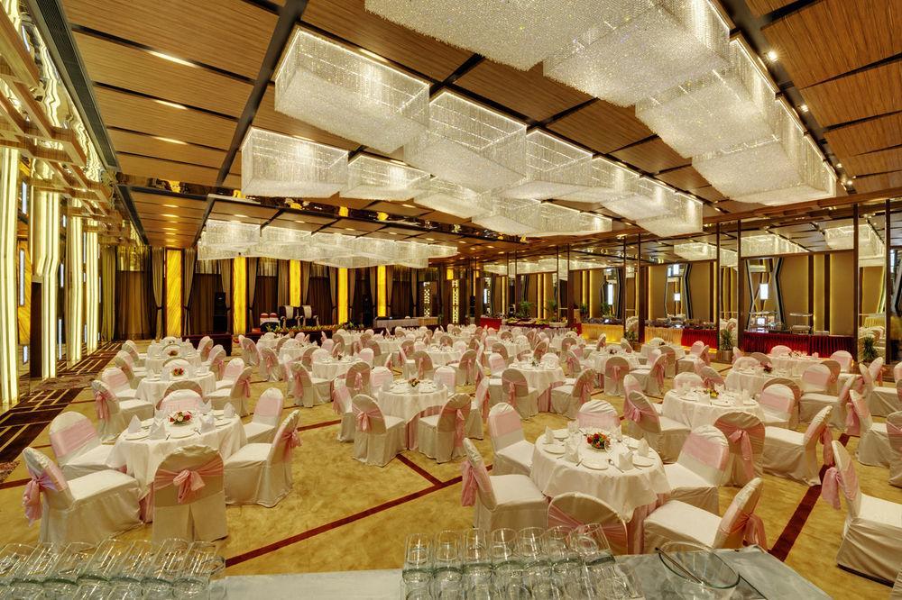 Hotel Babylon International Rāipur Esterno foto