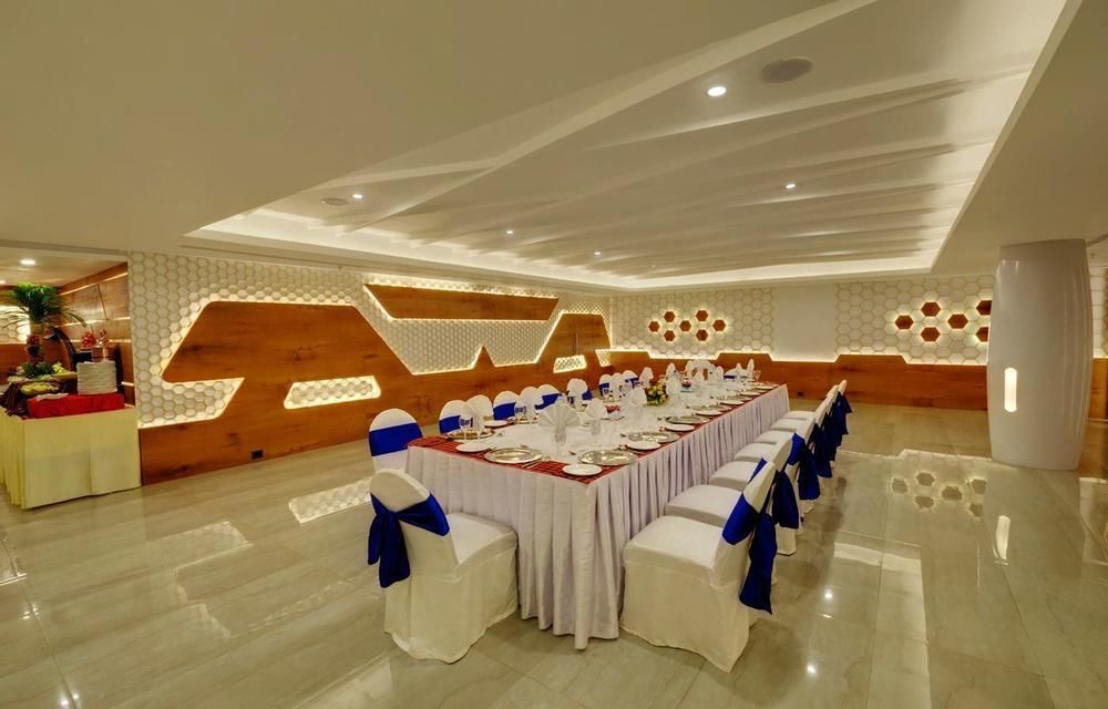 Hotel Babylon International Rāipur Esterno foto